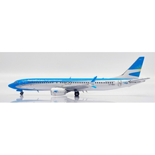JCLH4197 - 1/400 AEROLINEAS ARGENTINAS BOEING 737 MAX 8 REG: LV-HKV WITH ANTENNA