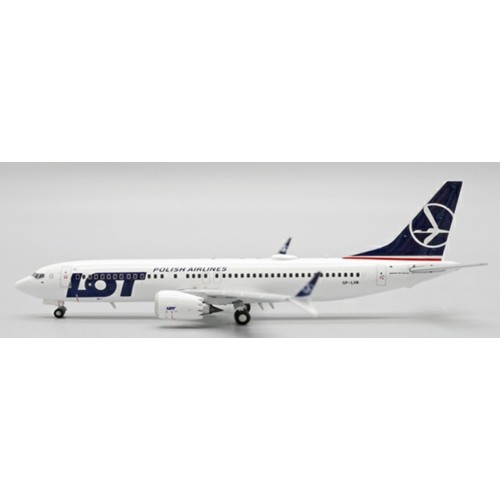 JCLH4201 - 1/400 LOT POLISH AIRLINES BOEING 737 MAX 8 REG: SP-LVB WITH ANTENNA