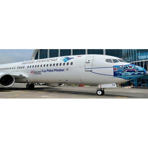 JCLH4209 - 1/400 GARUDA INDONESIA BOEING 737-800 AYO PAKAI MASKER REG: PK-GFQ WITH ANTENNA