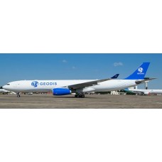 JCLH4267 - 1/400 TITAN AIRWAYS AIRBUS A330-300(P2F) GEODIS LIVERY REG: G-EODS WITH ANTENNA