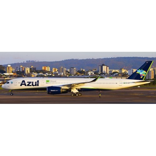 JCLH4323 - 1/400 AZUL LINHAS AEREAS BRASILEIRAS AIRBUS A350-900XWB REG: PR-AOW WITH ANTENNA