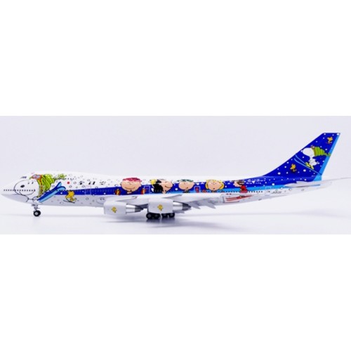 JCSA2052 - 1/200 ALL NIPPON AIRWAYS BOEING 747-100SR SNOOPY REG: JA8139 WITH STAND