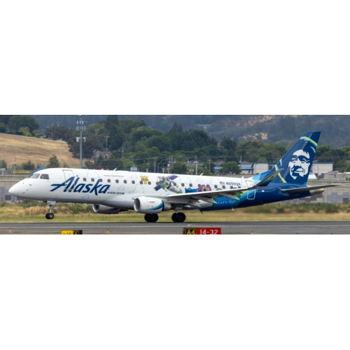 JCSA4135 - 1/400 ALASKA AIRLINES (HORIZON AIR) EMBRAER ERJ-175LR TS 5 REG: N659QX WITH ANTENNA