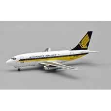 JF7371003 - 1/200 737-112 SINGAPORE AIRLINES 9V-BBE