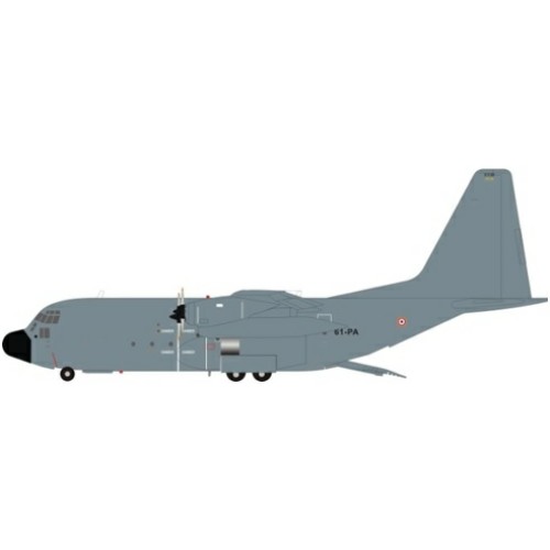 JFC130014 - 1/200 FRANCE AIR FORCE LOCKHEED C-130 5114 WITH STAND