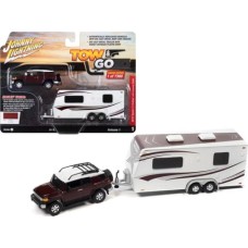 JLBT017A-1 - 1/64 2010 TOYOTA FJ CRUISER W/CAMPING TRAILER BRICK RED