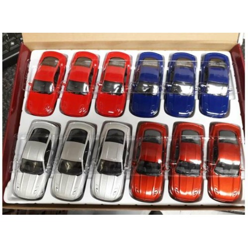 KT5386D-12 - 1/38 2015 FORD MUSTANG GT ASSORTMENT TRAY OF 12 WITH 4 COLOURS IN THE TRAY (RED SILVER BLUE AND METALLIC RED).