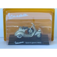 MAGNL019 - 1/18 VESPA 125 TS - 1975