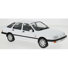MCG181096 - 1/18 FORD SIERRA XR 4X4 WHITE RHD 1984 - UK SPECIAL 500PCS LIMITED EDITION