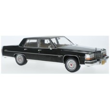 MCG18250 - 1/18 CADILLAC FLEETWOOD BROUGHAM BLACK 1982