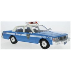 MCG18360 - 1/18 CHEVROLET CAPRICE NYPD NEW YORK POLICE DEPARTMENT 1987 CHEVROLET CAPRICE METALLIC