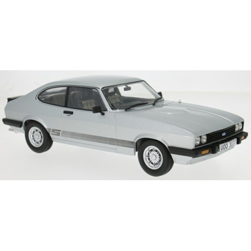 MCG18398 - 1/18 FORD CAPRI MKIII 3.0 S - STATO SILVER LHD