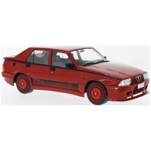 MCG18428 - 1/18 ALFA ROMEO 75 TURBO EVOLUZIONE RED 1987