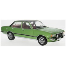MCG18565 - 1/18 OPEL COMMODORE B GREEN 1972