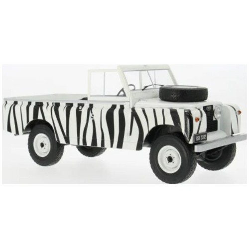 MCG18653R - 1/18 LAND ROVER SERIES II 109 WHITE/BLACK 1959