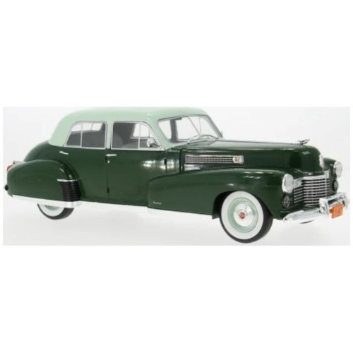 MCG18657 - 1/18 CADILLAC FLEETWOOD SERIES 60 SPECIAL SEDAN - LIGHT GREEN/DARK GREEN 1941