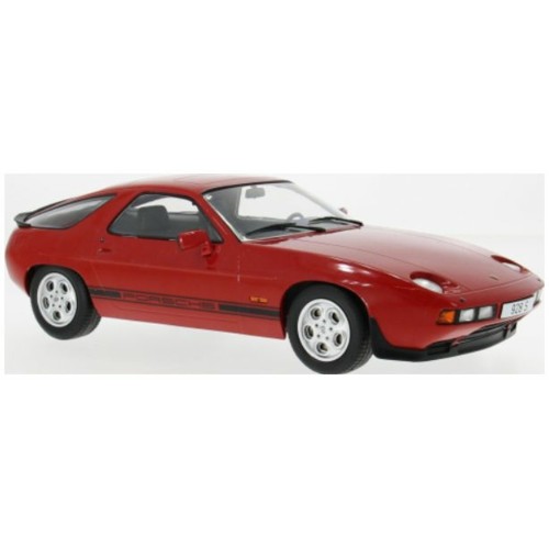 MCG18663 - 1/18 PORSCHE 928 S RED 1980