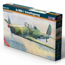 MCKD169 - 1/72 AR.96-B1 SCHULFUGZEUG (PLASTIC KIT)