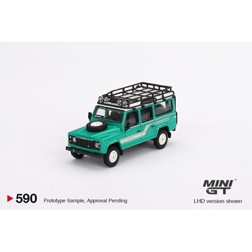 MGT00590-L - 1/64 LAND ROVER DEFENDER 110 1985 COUNTY STATION WAGON TRIDENT GREEN (LHD)