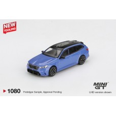MGT01080-L - 1/64 BMW M5 TOURING (G99) MARINA BAY BLUE METALLIC (LHD)