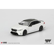 MGT01092-R - 1/64 BMW M5 ALPINE WHITE (RHD)
