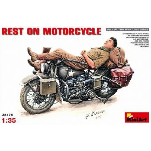MIN35176 - 1/35 REST ON MOTORCYCLE (PLASTIC KIT)