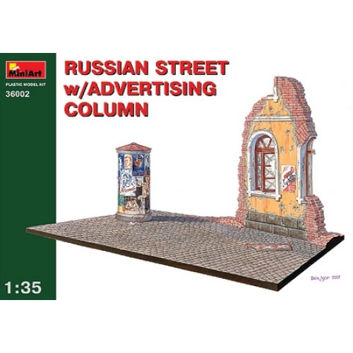 MIN36002 - 1/35 RUSSIAN STREET W/ ADVERTISING COLUMN DIORAMA (PLASTIC KIT)