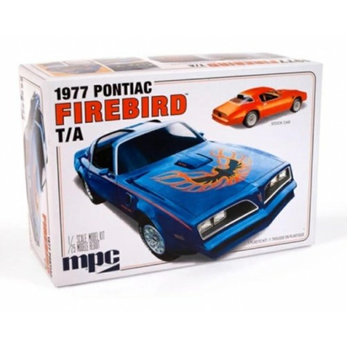 MPC916 - 1/72 1977 PONTIAC FIREBIRD T/A (PLASTIC KIT)