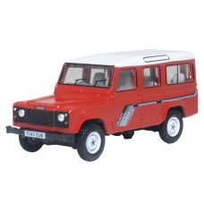 OX76DEF018 - 1/76 LAND ROVER DEFENDER LWB ST. WAGON MASAI RED