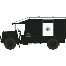 OX76K2005 - 1/76 AUSTIN K2 AMBULANCE ST JOHNS