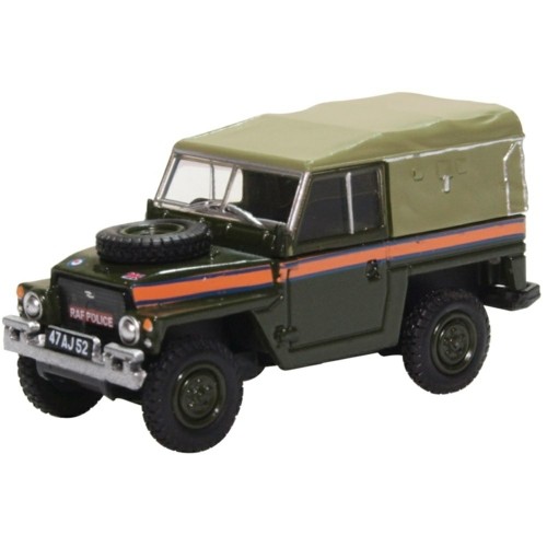 OX76LRL007 - 1/76 LAND ROVER LIGHTWEIGHT CANVAS RAF POLICE