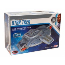 POL952 - 1/1000 STAR TREK U.S.S. DEFIANT  (PLASTIC KIT)