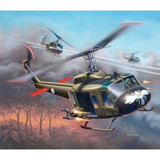 R04983 - 1/100 BELL UH-1H GUNSHIP (PLASTIC KIT)