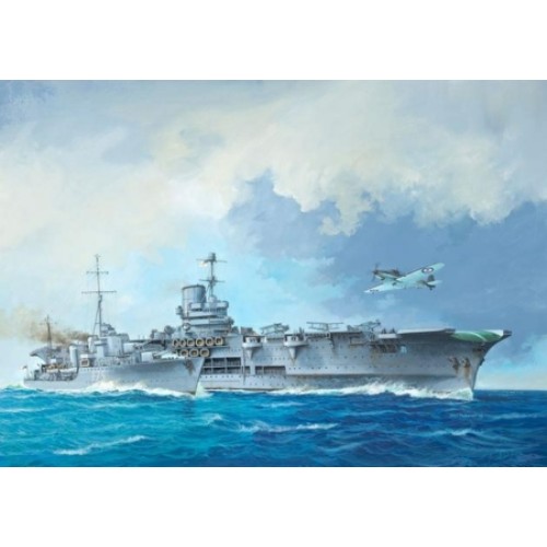 R05149 - 1/720 HMS ARK ROYAL AND TRIBAL CLASS DESTROYER (PLASTIC KIT)