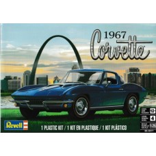 R14517 - 1/25 1967 CORVETTE COUPE (PLASTIC KIT)