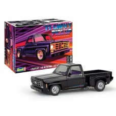R14552 - 1/25 '77 CHEVY STREET PICKUP (PLASTIC KIT)