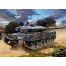 R63180 - 1/72 MODEL SET LEOPARD 2A6/A6M (PLASTIC KIT)