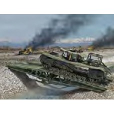 R63297 - 1/76 MODEL SET CHURCHILL A.V.R.E. (PLASTIC KIT)