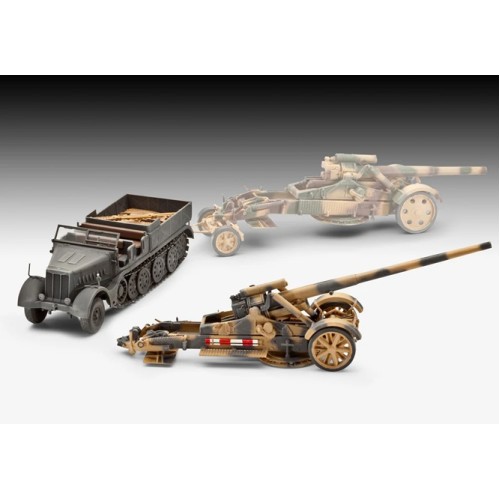 R63371 - 1/72 MODEL SET SD.KFZ.9 FAMO AND MORSER 18 OR 17CM K (PLASTIC KIT)