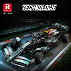 REO11040 - 67.7 CM APXGP RACING CAR FROM F1 - THE MOVIE (3 473PCS)