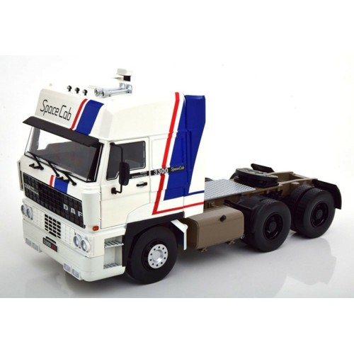RK180091 - 1/18 DAF 3300 SPACE CAB 1982 WHITE/BLUE/RED LIMITED EDITION 700PCS