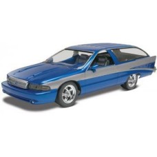 RVM4049 - 1/25 ALTERNOMAD CAPRICE (PLASTIC KIT)
