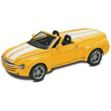 RVM4052 - 1/25 CHEVY SSR (PLASTIC KIT)