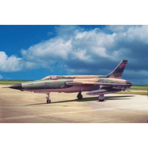 RVM5866 - 1/48 F-105D THUNDERCHIEF T-STICK II (PLASTIC KIT)