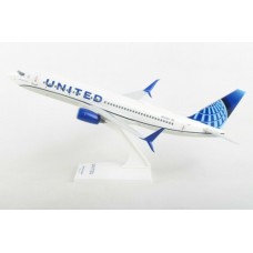 SKR1028 - 1/130 UNITED 737-800