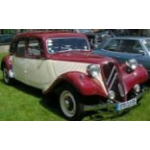 SOL1800907 - 1/18 CITROEN TRACTION RED 1937