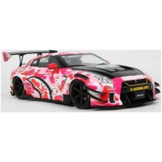 SOL1805823 - 1/18 NISSAN GT-R (R35) W/LIBERTY WALK BODY KIT 2.0 PINK CAMO 2025
