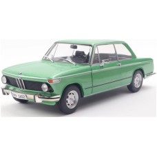 SOL1808604 - 1/18 BMW 1602 TAIGA 1971