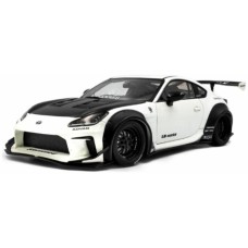 SOL1813602 - 1/18 TOYOTA GR86 LBWK BODY KIT PEARL WHITE 2024