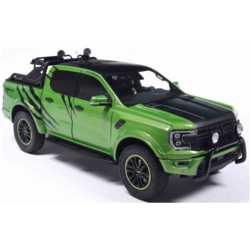 SOL1813903 - 1/18 FORD RANGER RAPTOR METALLIC GREEN 2024